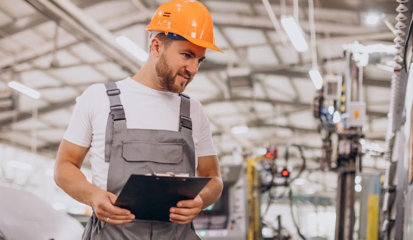 Odzież ochronna dla pracowników – kiedy jest konieczna?