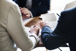 Prawo pracy: Dlaczego potrzebujesz wsparcia doświadczonego adwokata?